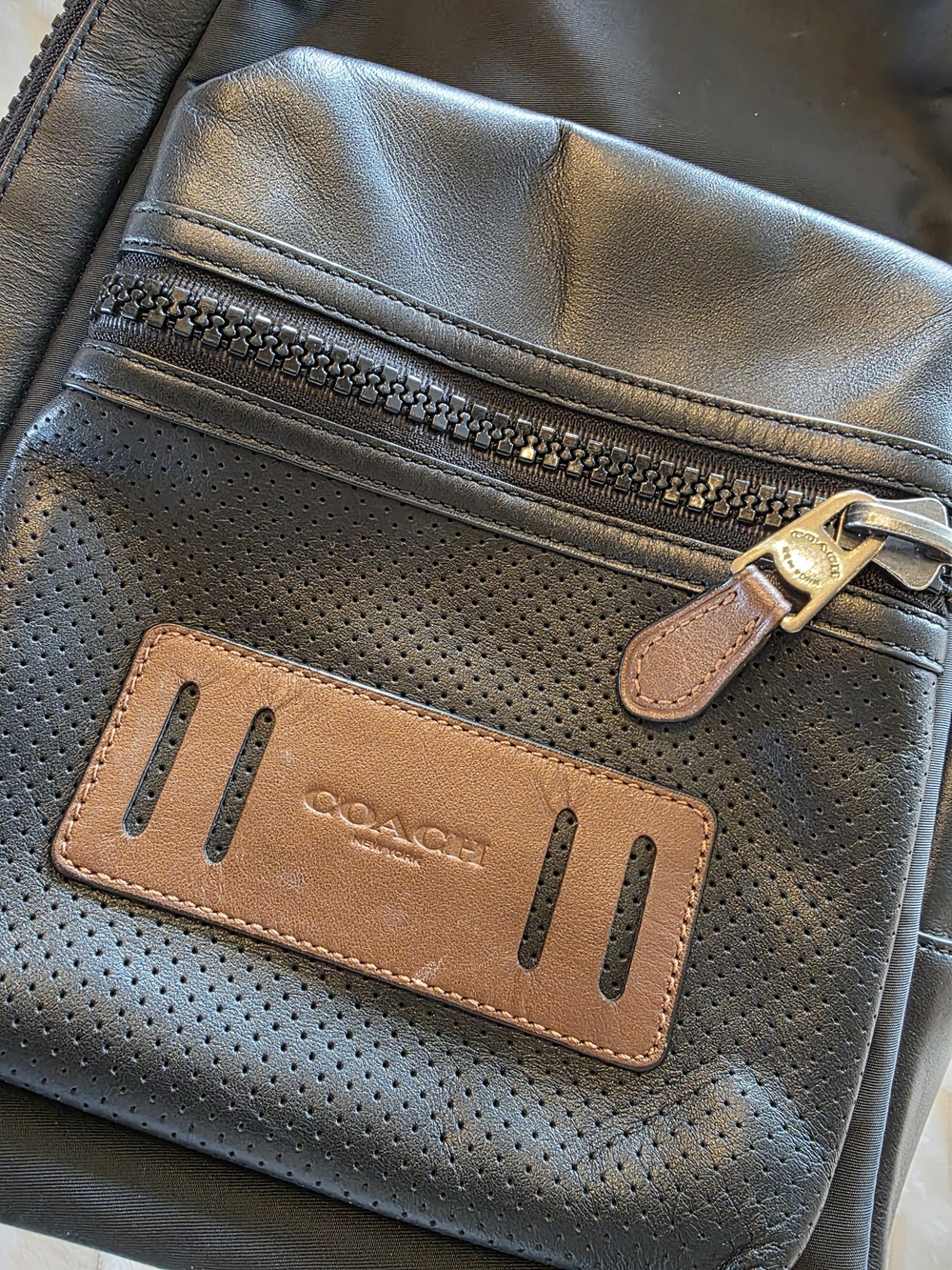 Coach Black Leather Sling Bag with Brown Patch - Picture 3 of 3